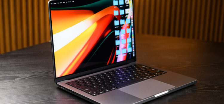 Apple To Release Low-Cost MacBook In 2026 To Compete With Chromebooks And Cheap PCs